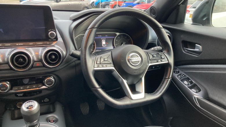 Nissan Juke 1.0 DiG-T 114 N-Connecta 5dr Petrol Hatchback